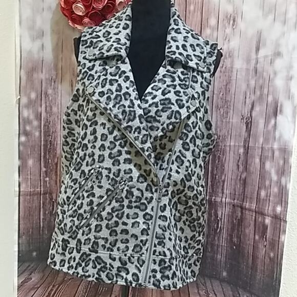 Jolt Jackets & Blazers - Jolt Animal Print Large Motor Vest